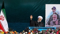 روحانی :مهمترین ثمره انقلاب انتخاب است تضعیف جمهوری به تقویت اسلام نمی‌انجامد