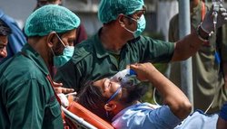 فوت ۲ نفر و بستری شدن ۳ نفر دیگر در ساوه به دلیل مسمومیت الکلی