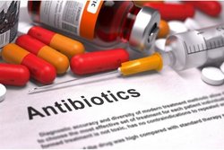 برای درمان بیماری‌های ویروسی خودسرانه آنتی‌بیوتیک مصرف نکنید