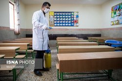 تعطیلی مدارس ممکن است تا پایان فروردین و حتی بیشتر ادامهدار باشد