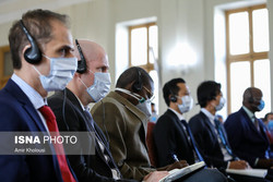 نشست مشترک سفرای خارجی مقیم تهران بامسئولان وزارت بهداشت در وزارت خارجه
