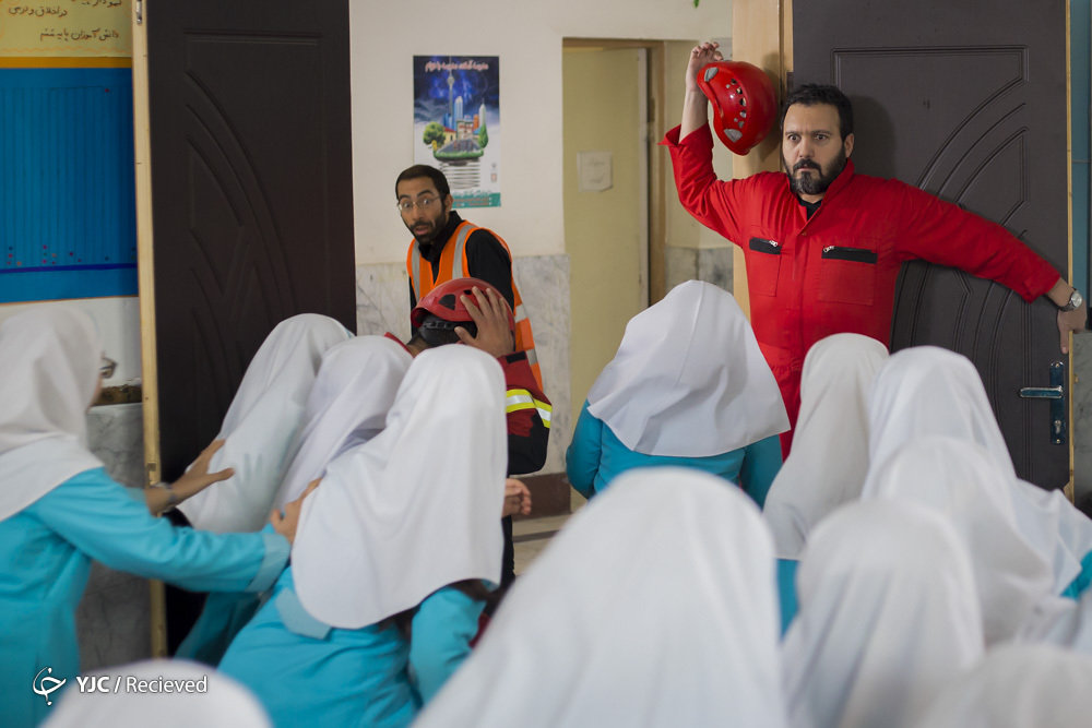 پشت صحنه سریال شرایط خاص