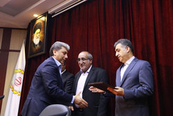 بانک ملی ایران به سمت اقتصاد هوشمند حرکت می کند