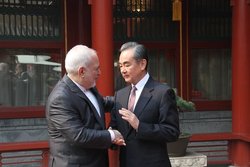 ظریف با همتای چینی دیدار کرد