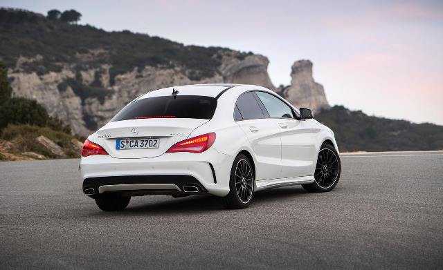 بنز GLA۴۵ فول ۲۰۱۷ را بشناسید