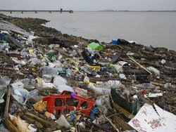 منع واردات پسماندهای پلاستیکی غیرقابل بازیافت در مالزی
