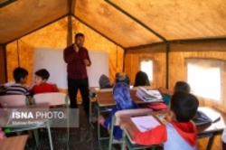 ارسال کتب کمک آموزشی به دانش‌آموزان مناطق سیل‌زده لرستان