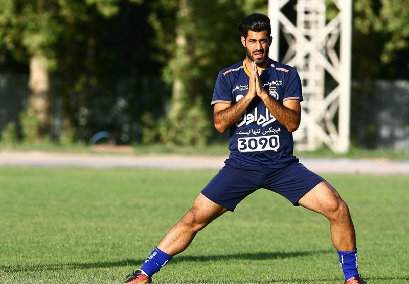 ستاره استقلالی چراغ خاموش در یکقدمی پرسپولیس+عکس ستاره استقلالی چراغ خاموش در یکقدمی پرسپولیس+عکس