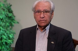 وداع با پیکر  محمدرضا حافظی  رئیس جامعه خیرین مدرسه ساز