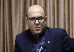 مخالفت وزیر ورزش و جوانان با استعفای رئیس هیئت مدیره باشگاه استقلال