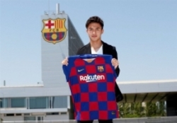 مهاجم جوان کاشیما آنتلرز رسماً به بارسلونا پیوست