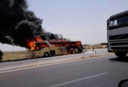 برخورد مرگبار اتوبوس با خودروی حامل سوخت قاچاق در ایرانشهر