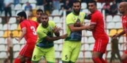 گزارشی از یک انتقال پرماجرا رئیس هیات فوتبال خراسان: بگذارید فکر کنند امتیاز خونه به خونه است!
