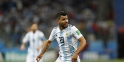 آگوئرو سومین گلزن تاریخ تیم ملی آرژانتین