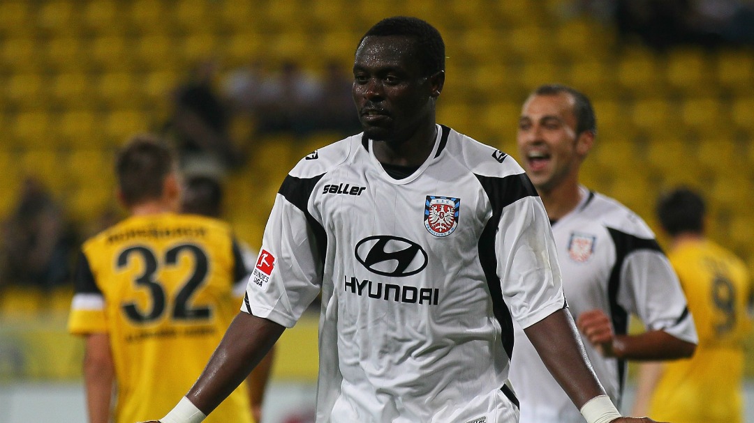 آشنایی با جانشین اوساگوآنا/ مهاجم جدید ذوب‌آهن دوست مسعود شجاعی است