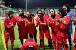 خداحافظی دردناک بازیکن زن فوتبالیست ایرانی از دنیای فوتبال +عکس