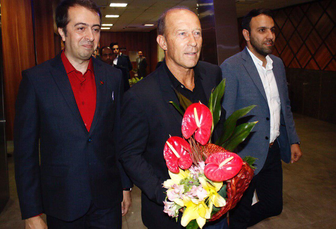 کالدرون گزینه سرمربیگری پرسپولیس وارد تهران شد