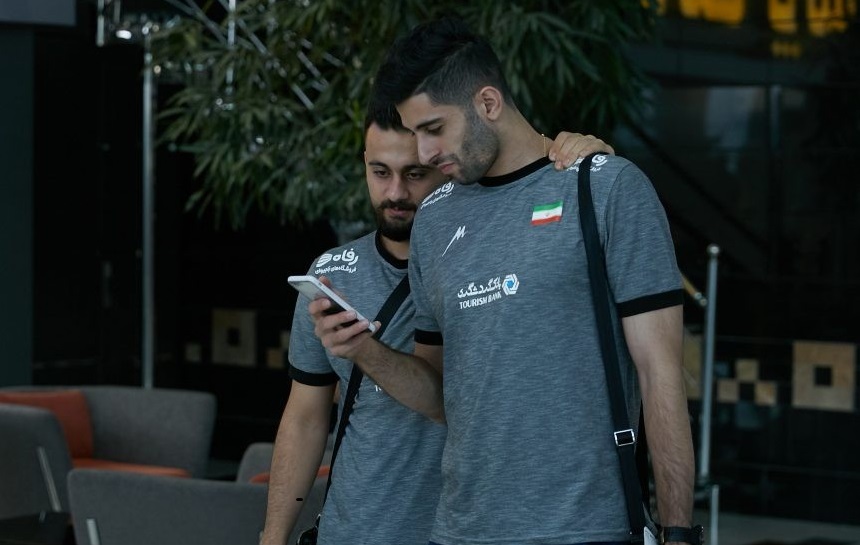 از حضور سردار آزمون در تمرین تیم ملی والیبال تا عکس یادگاری با پیمان معادی +تصاویر