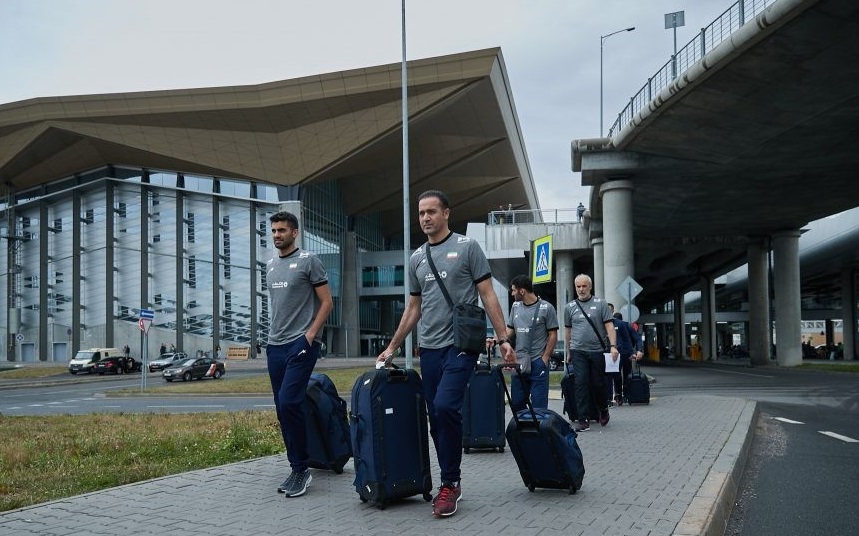 از حضور سردار آزمون در تمرین تیم ملی والیبال تا عکس یادگاری با پیمان معادی +تصاویر