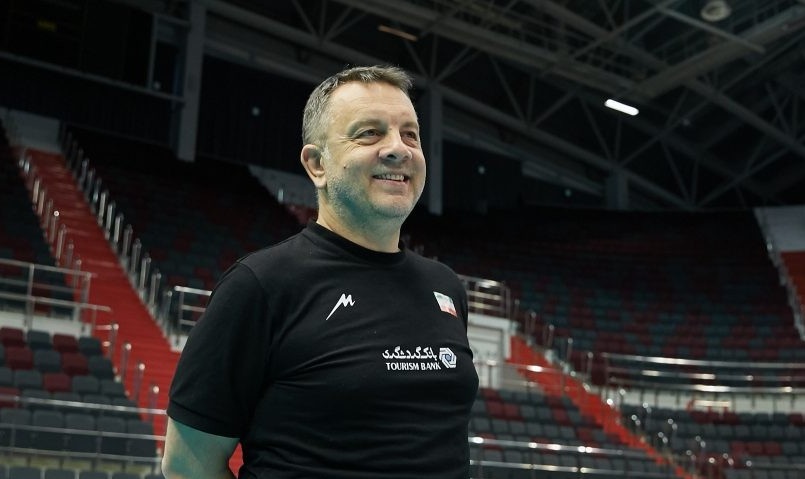 از حضور سردار آزمون در تمرین تیم ملی والیبال تا عکس یادگاری با پیمان معادی +تصاویر