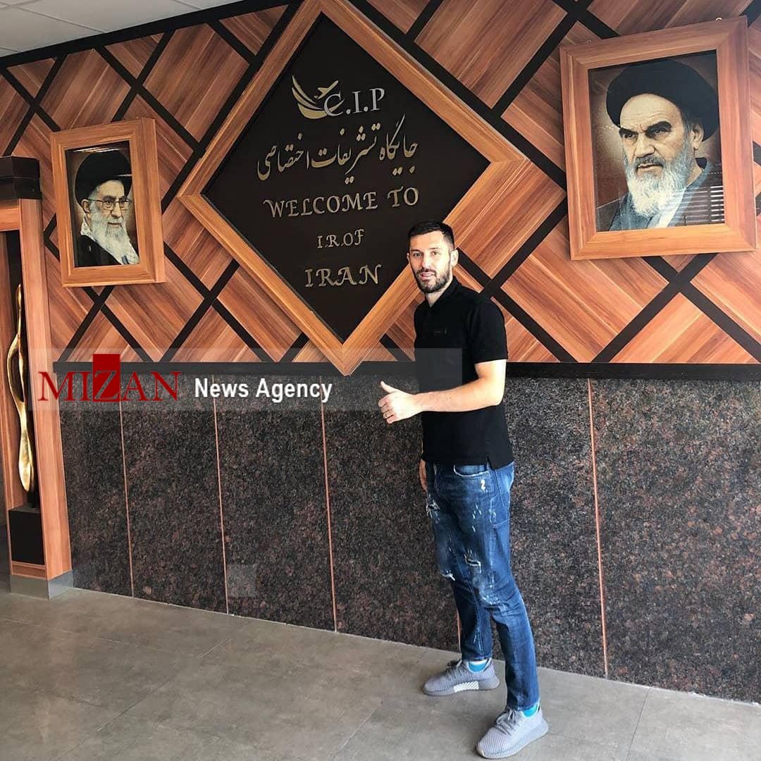 مدافع مدنظر استقلال وارد ایران شد + عکس