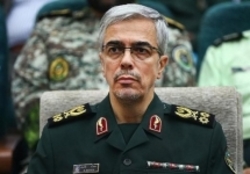 واکنش رئیس ستاد کل نیروهای مسلح به دعوت ایران به مذاکره: فریب پلیس خوب و بد را نمی‌خوریم