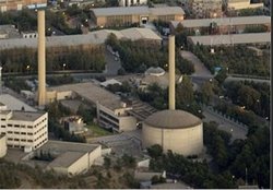 نمایندگان مجلس به راکتور اتمی تهران رفتند  ۶ طرح ضد آمریکایی در دستور کار مجلسی‌ها