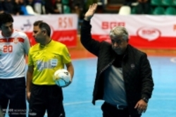 انصاریفرد فوتسال را پلکان بازگشت به فوتبال کرد  دربی مساوی می‌شود