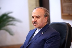 وزیر ورزش با استعفای رئیس هیئت مدیره استقلال موافقت کرد
