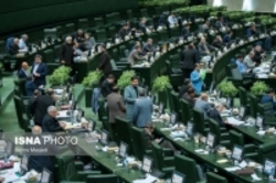 درخواست بررسی طرح‌ها و لوایح معطل مانده در مجمع تشخیص در جلسه غیرعلنی مجلس