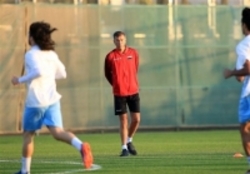 درخواست کاتانتس از بازیکنان عراق پس از شکست ایران