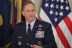 درخواست تفرقه‌افکنانه رئیس ستاد کارکنان نیروی هوایی آمریکا از کشورهای عربی علیه ایران