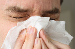 عابدی: بیماری آنفلوآنزا تحت کنترل است/ امسال احتیاط‌ها بیشتر شده است