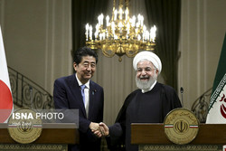 علت سفر روحانی به توکیو مذاکره با آمریکا است؟