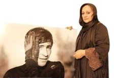 همسر مرحوم حجازی: آرامش مردم ایران دروغ ۱۳ است
