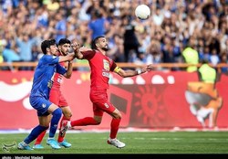معاون سازمان خصوصی‌سازی: برای واگذاری استقلال و پرسپولیس به نتایج قابل قبولی رسیدیم