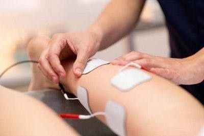 ضایعه نخاعی چیست: افزایش دامنهی حرکتی با فیزیوتراپی و کاردرمانی ضایعه نخاعی چیست: افزایش دامنهی حرکتی با فیزیوتراپی و کاردرمانی