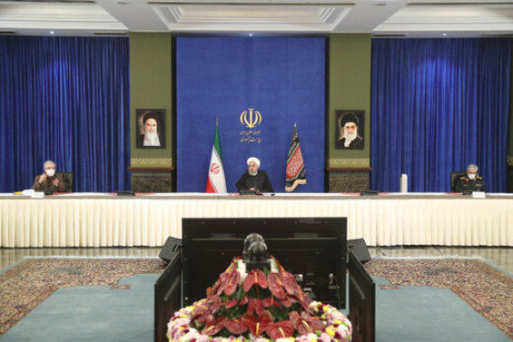 روحانی: نگران موج چهارم کرونائیم مراسم ۲۲بهمن، نمادین برگزار می‌شود