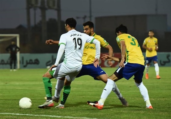 لیگ برتر فوتبال| شکست خودروسازان، کلید صعود صنعت نفت و سپاهان به صدر جدول