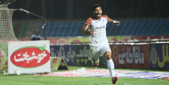 جذب مغانلو  همچنان در دستور کار باشگاه پرسپولیس