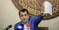 واکنش خلیل زاده به قرارداد مالی جنجالی: چیزی برای پنهان کردن نداریم