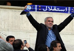 فتح‌الله‌زاده: باشگاه استقلال محل گروکشی و خودنمایی شده است