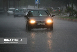 باران در جاده‌های 9 استان/ ترافیک پرحجم صبحگاهی در مسیر تهران