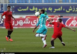 مغانلو: مصدومیتم جدی نیست و به بازی برابر پرسپولیس می‌رسم