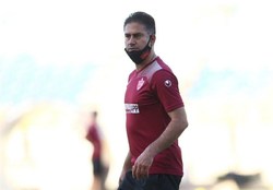 مطهری: زمانی خوشحالی می‌کنیم که جام قهرمانی را لمس کنیم