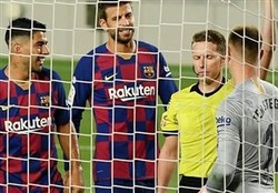 تساوی بارسلونا مقابل اتلتیکومادرید بارسلونا فتح لالیگا را از دست داد؟