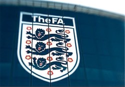 تعدیل نیروی گسترده در اتحادیه فوتبال انگلیس برای جبران ضرر‌های مالی ناشی از شیوع کرونا
