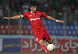شیری: در فوتبال ایران تیم‌ها دوست ندارند موفقیت یکدیگر را ببینند