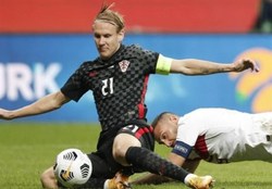 بازیکن کرونایی کرواسی، یک نیمه مقابل ترکیه به میدان رفت!