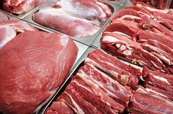 ثبات قیمت گوشت گوسفندی در بازار  ١٢٠ هزارتومان برای مصرف کننده